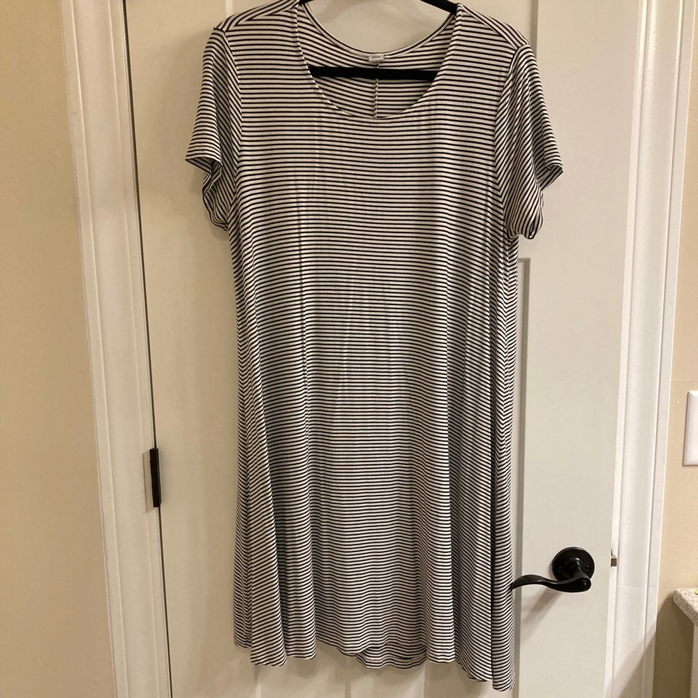 Old Navy Fit & Flare Short-Sleeve Dress